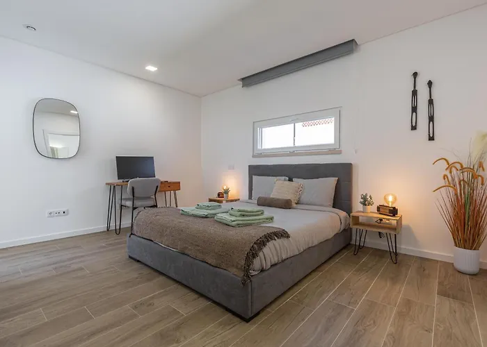 Laura With Private Swimming Pool Lourinhã