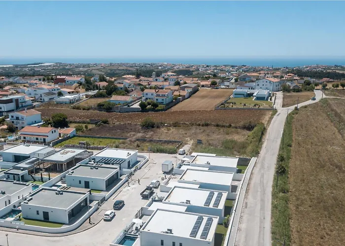 Hébergement de vacances Laura With Private Swimming Pool *