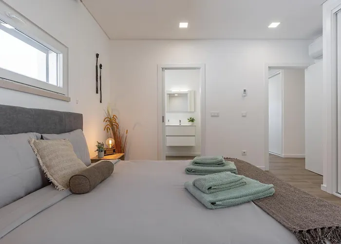 Laura With Private Swimming Pool Lourinhã