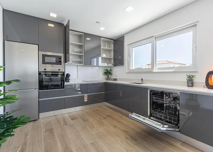 Hébergement de vacances Laura With Private Swimming Pool Lourinhã